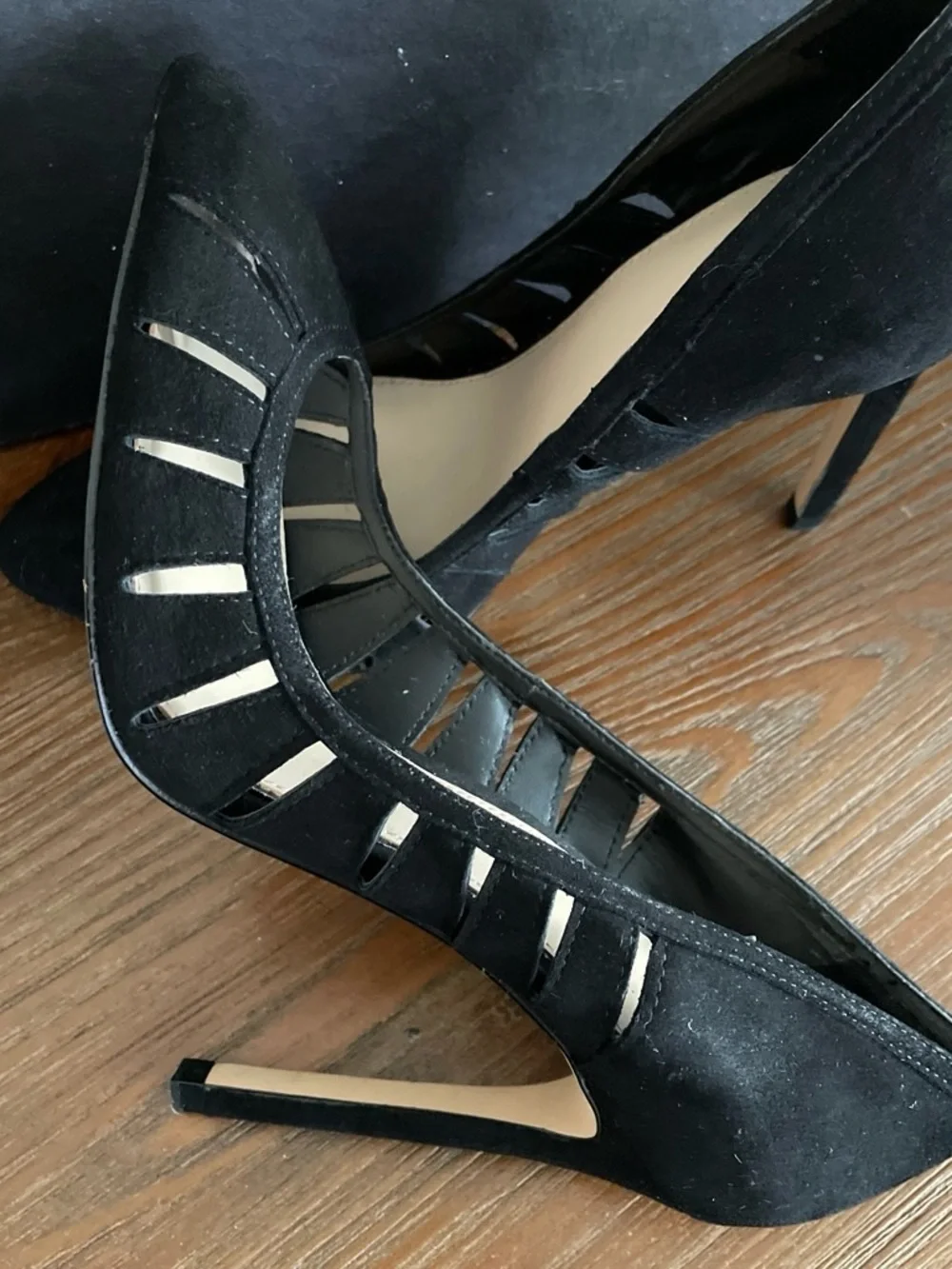 Zara Woman CutOuts Stilettos Sz 7.5 Black Faux Suede Sleek Baddie Coquette Girl